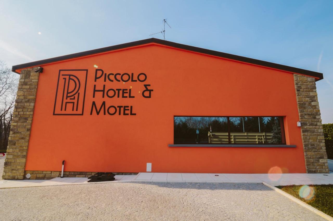 Piccolo Hotel Palosco Bagian luar foto