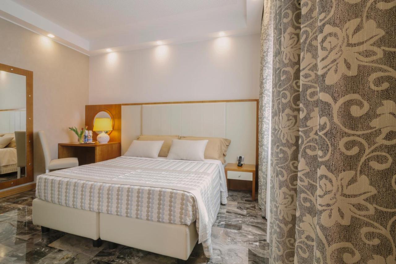 Piccolo Hotel Palosco Bagian luar foto