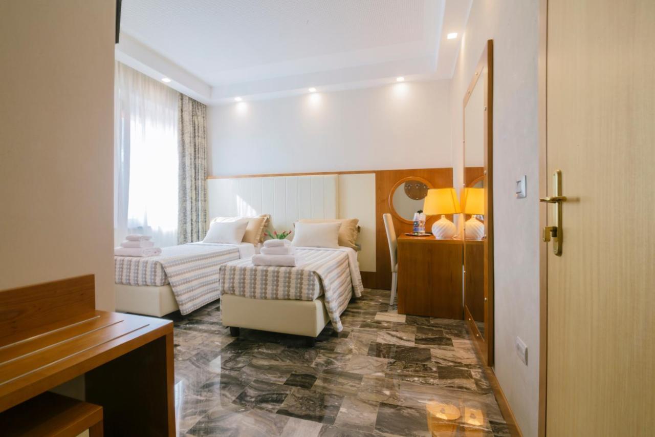 Piccolo Hotel Palosco Bagian luar foto